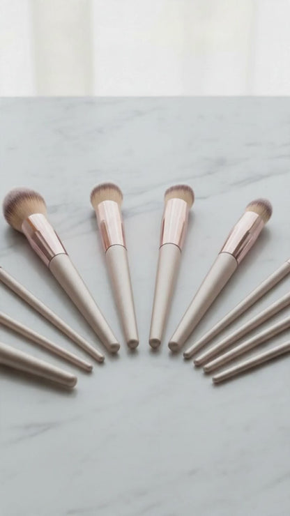 Champagne Brush Set – Premium Makeupbørster | Bristle & Bloom